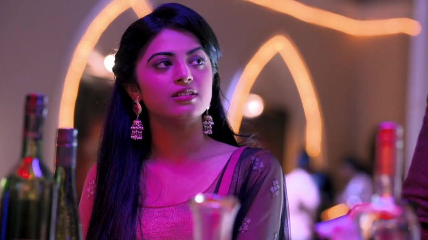 /2025-11-27 15-16/Phir_Bhi_Na_Maane_Badtameez_Dil_S1E19[@Sseries_Area].mp4